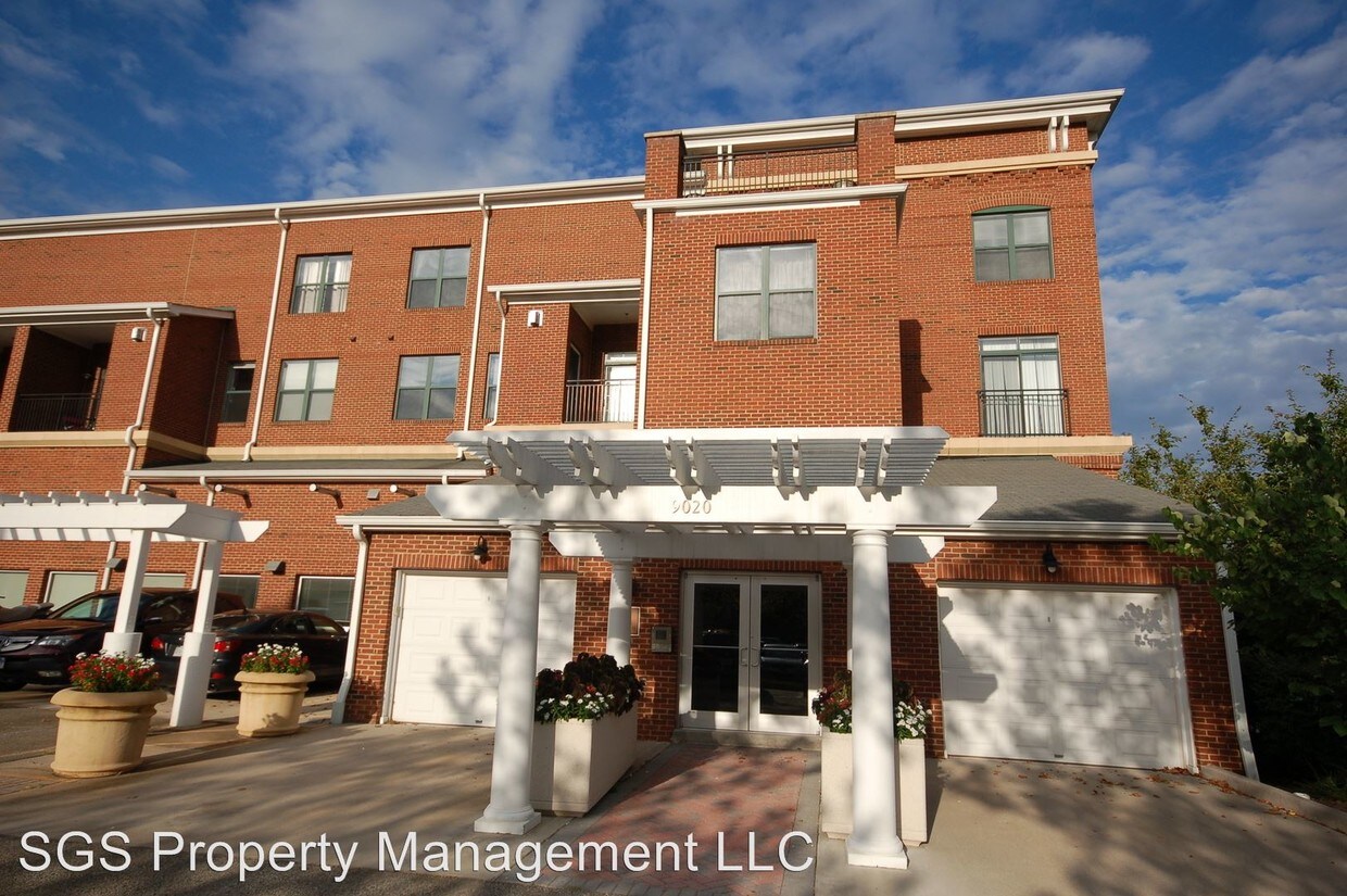 Foto principal - 9020 Lorton Station Blvd