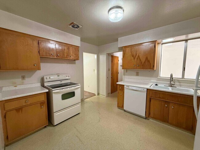 Foto del edificio - Great River Park 2 Bedroom