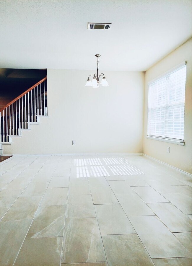 Building Photo - Spacious 4-Bedroom Home for Rent in Grand Prairie, TX! Available January 2026!