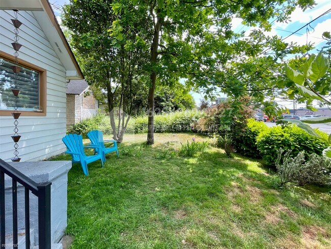 Foto del edificio - 2 br, 3 bath House - 8040 16th Ave NE -