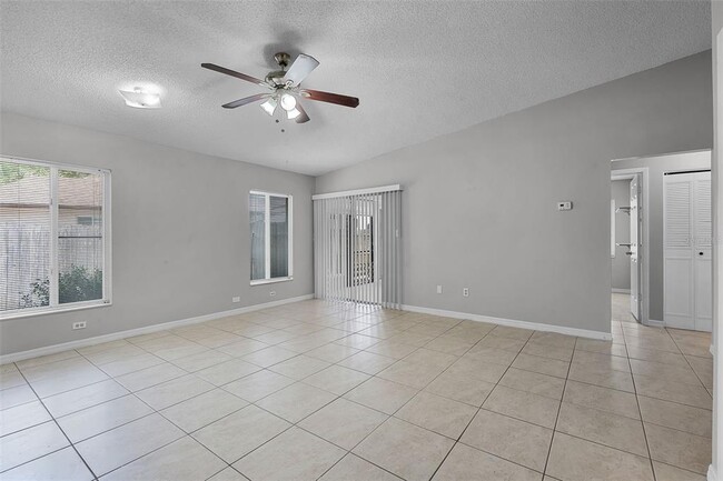 Building Photo - 2567 Riva Ct