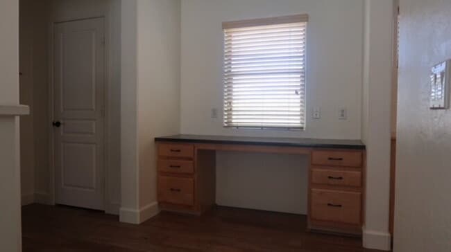 Building Photo - 3718 E Sebastian Ln