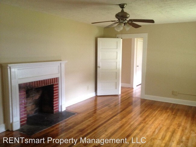 Building Photo - 3 br, 1 bath House - 1609 14th Court