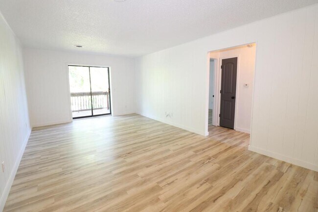 Foto del edificio - 116 Fairway Ave