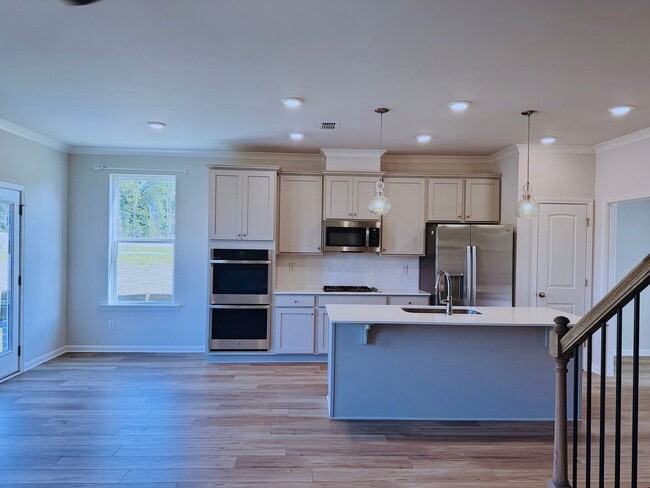 Building Photo - 3676 Donovan Cir