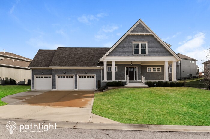 Primary Photo - 9742 Shady Bend Cir, Lenexa, KS, 66227
