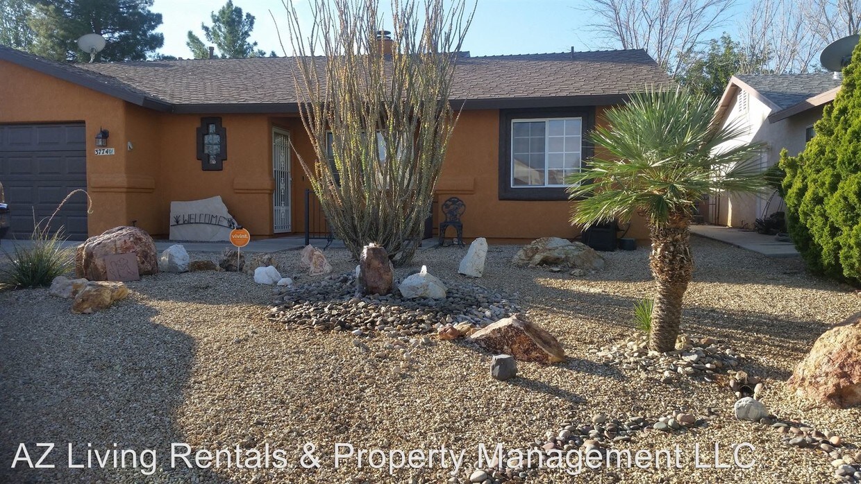 Primary Photo - 3774 E Potter Ave