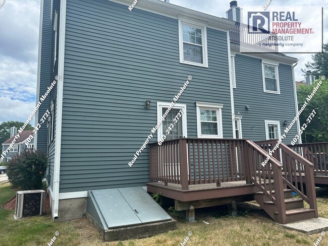 Building Photo - Renovated Townhome in Prime Location