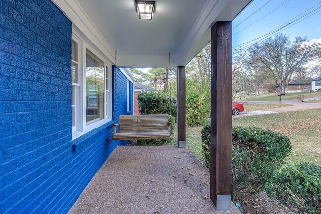 Building Photo - 3337 Mimosa Dr