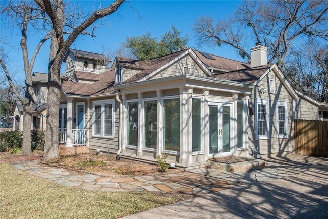 Building Photo - 1804 Polo Rd