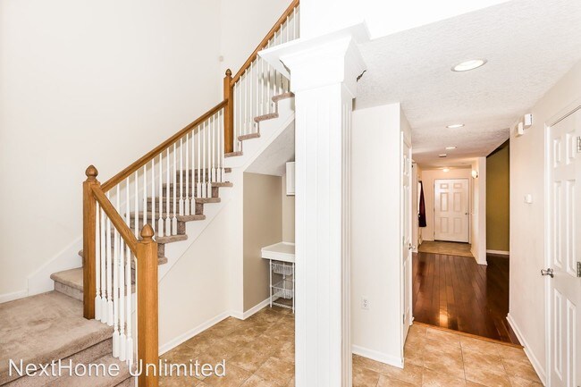 Building Photo - 3 br, 2.5 bath House - 129 E. 7th Street