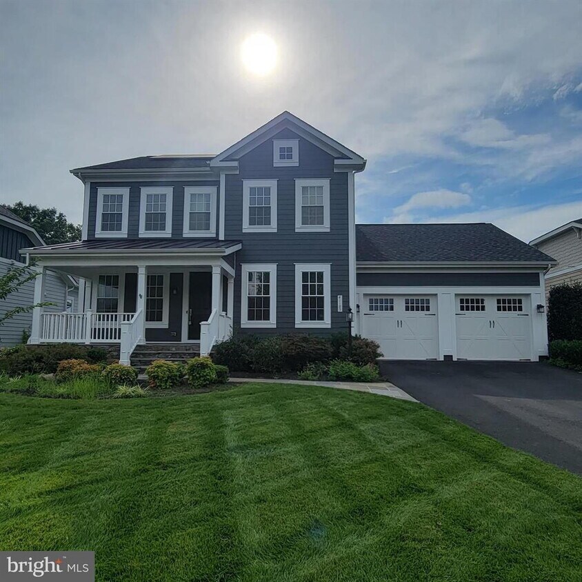 Primary Photo - Exquisite Willowsford Residence with Main ...