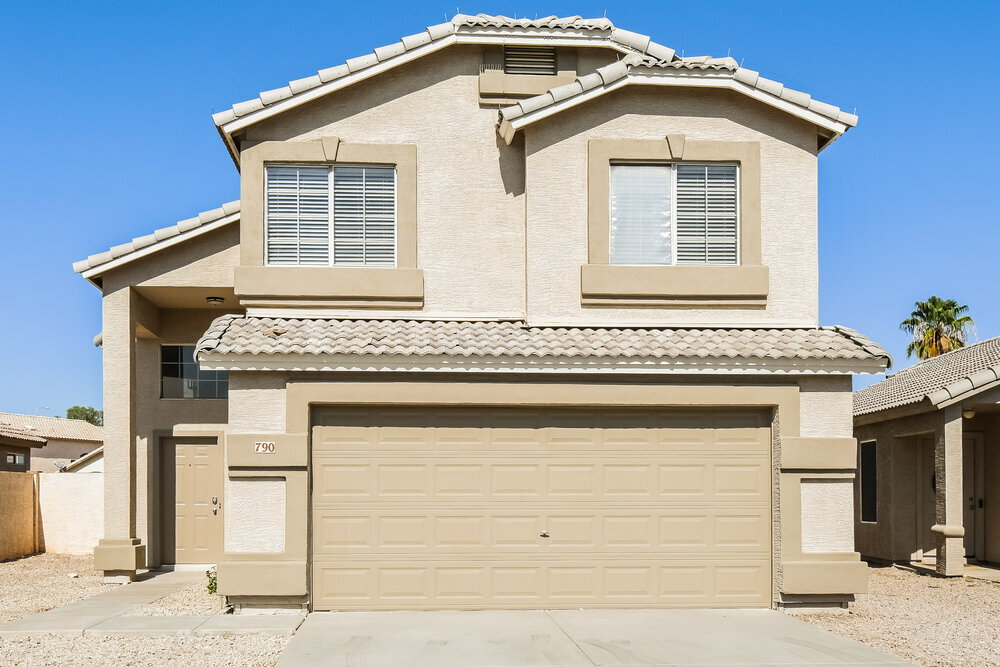 Foto principal - 790 E Saragosa St