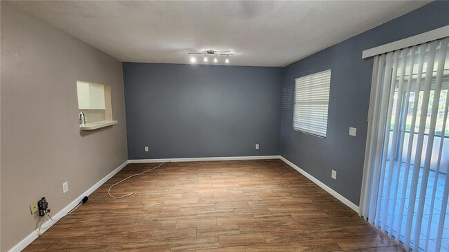 Building Photo - 2055 Waterleaf St