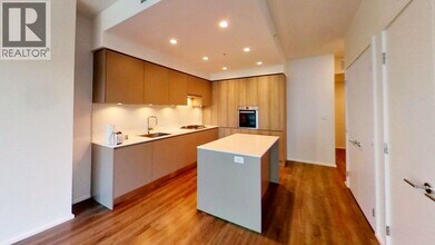 Building Photo - 3833 Evergreen Pl