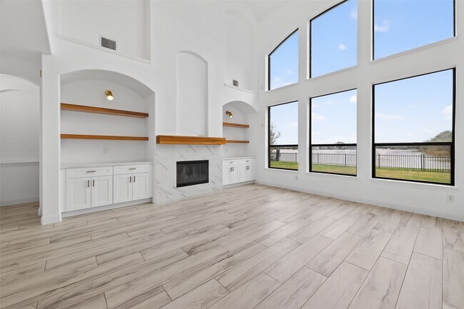 Building Photo - 3839 Lakeridge Canyon Dr