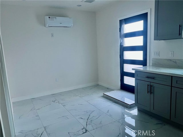 Foto del edificio - 10451 Marklein Ave