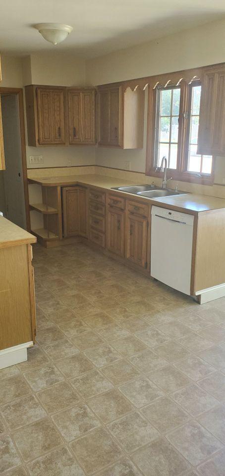 Foto del edificio - 3 bedroom in Billings MT 59102