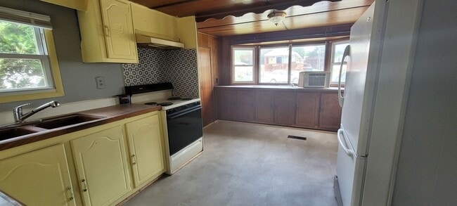Building Photo - 2 Bedroom mobile home below Lancaster city