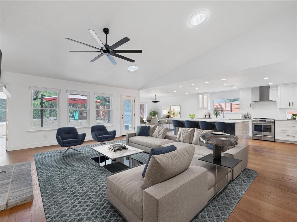 Foto principal - 611 Kingfisher Creek Dr