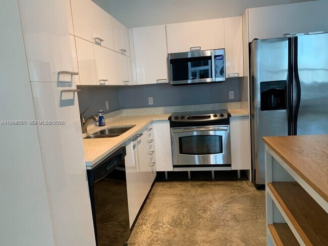 Foto del edificio - 234 NE 3rd St