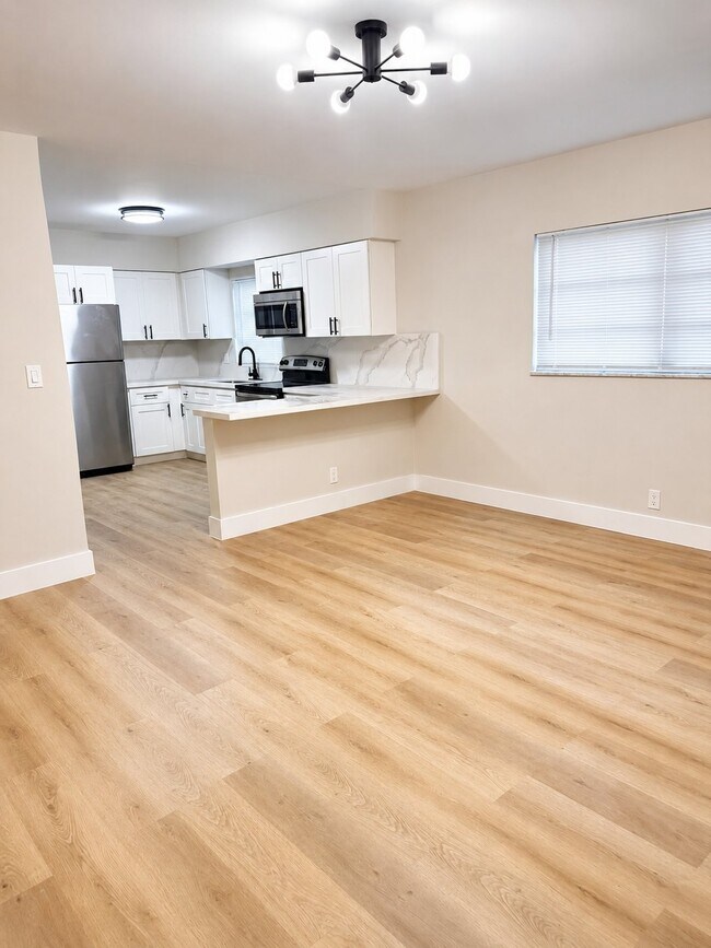 Foto del edificio - 5414 NE 22nd Terrace