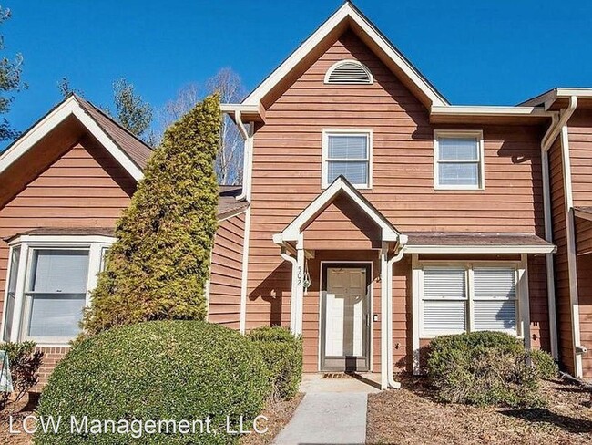 Building Photo - 3 br, 2.5 bath House - 502 Rock Cliff Court