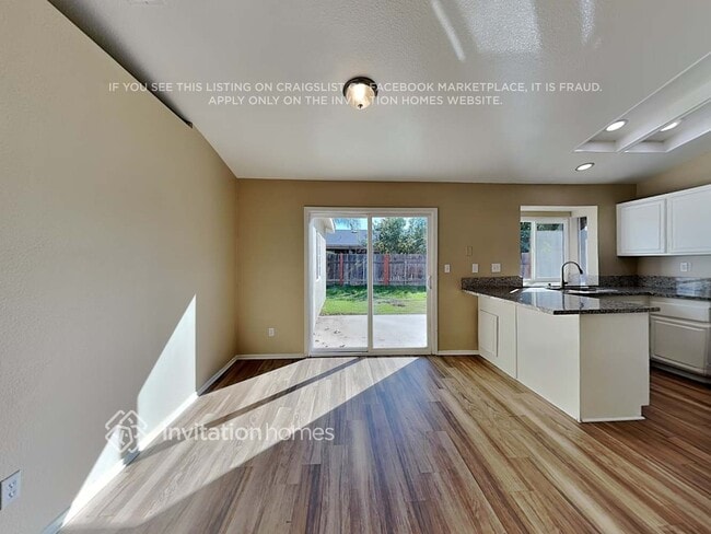 Foto del edificio - 1474 Marymount St