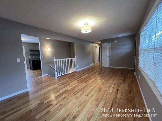 Building Photo - 6848 Berkshire Ln N