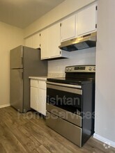 Building Photo - 204 Charleston Blvd