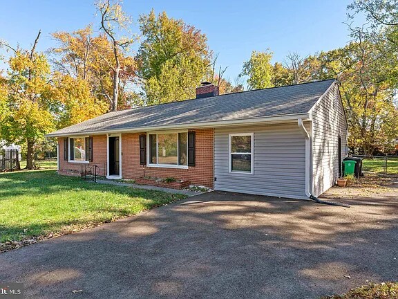 Foto principal - 12802 Jackson Dr