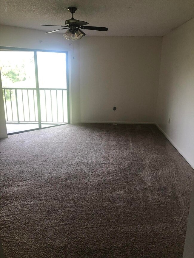 Building Photo - 100 Canebreakers Dr