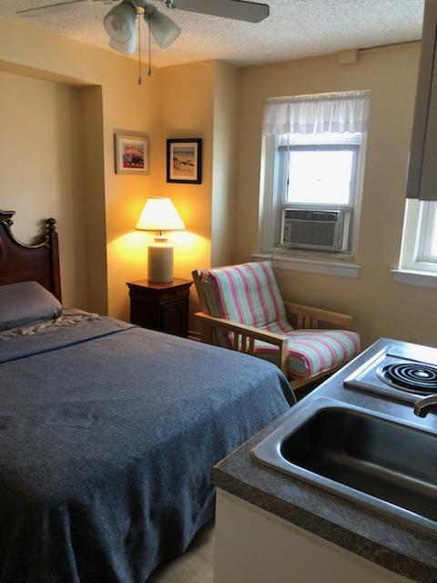 Foto del edificio - 807 E 8th St