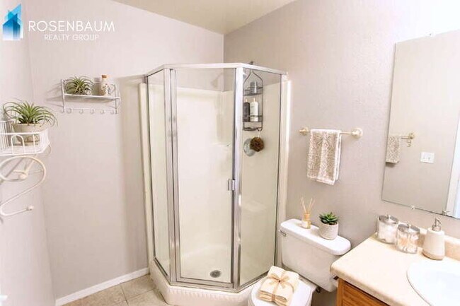 Foto del edificio - 8281 W Sandy Ln