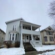Foto principal - 131 E 2nd St