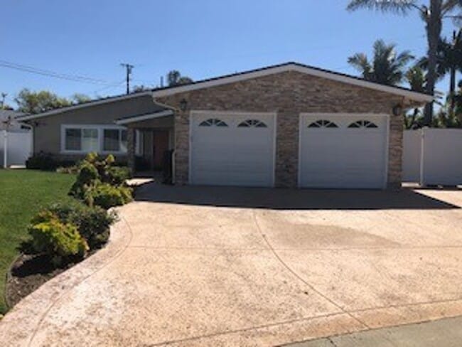 Building Photo - State Ave