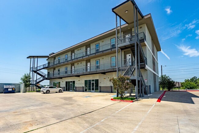 Foto del edificio - 4507 E Martin Luther King Jr Blvd