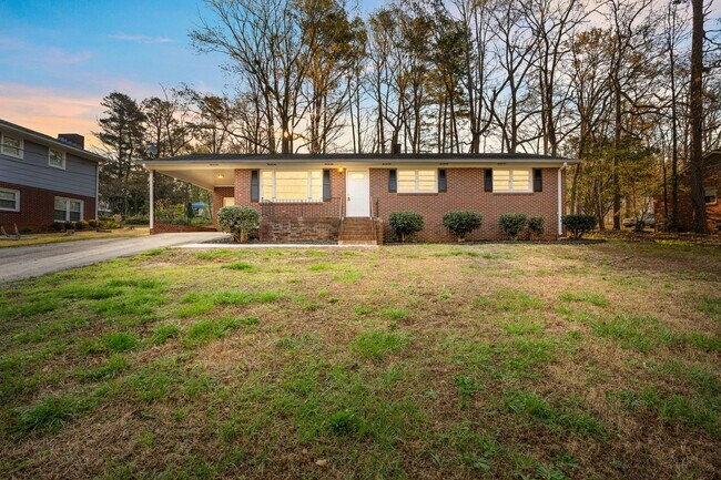 Foto del edificio - Remodeled 3 bedroom-2 bath Home Spartanburg