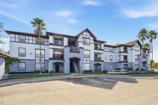 Building Photo - 3702 Palm Desert Ln