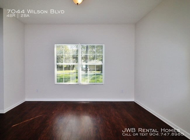 Foto del edificio - 7044 Wilson Blvd