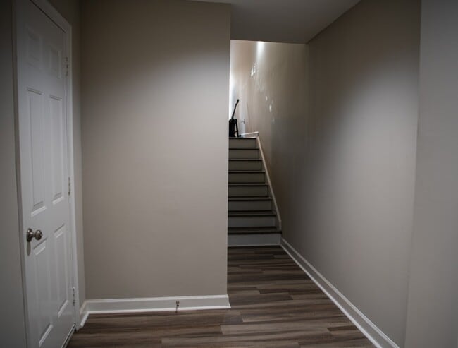 Foto del edificio - 614 Guy Ln