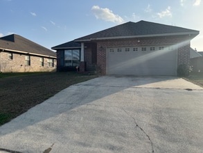 Building Photo - 18169 Cardinal Ln