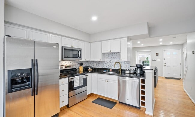 Foto del edificio - 5073 9th St S