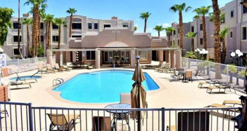Foto principal - 2040 Mesquite Ln