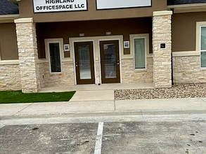 Building Photo - 1640 Highland Falls Dr Building Photo - 1640 Highland Falls Dr