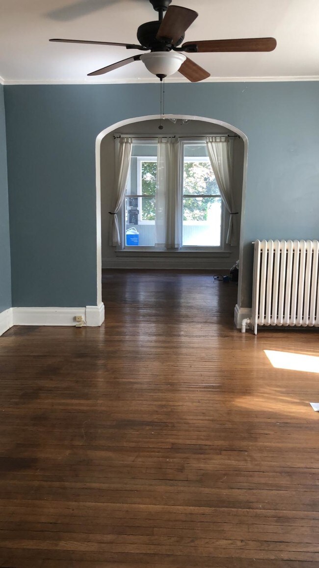 Dining room to Living room - 188 Hodge Ave