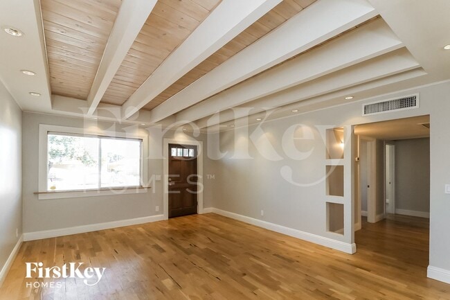 Building Photo - 12210 N Escobar Way