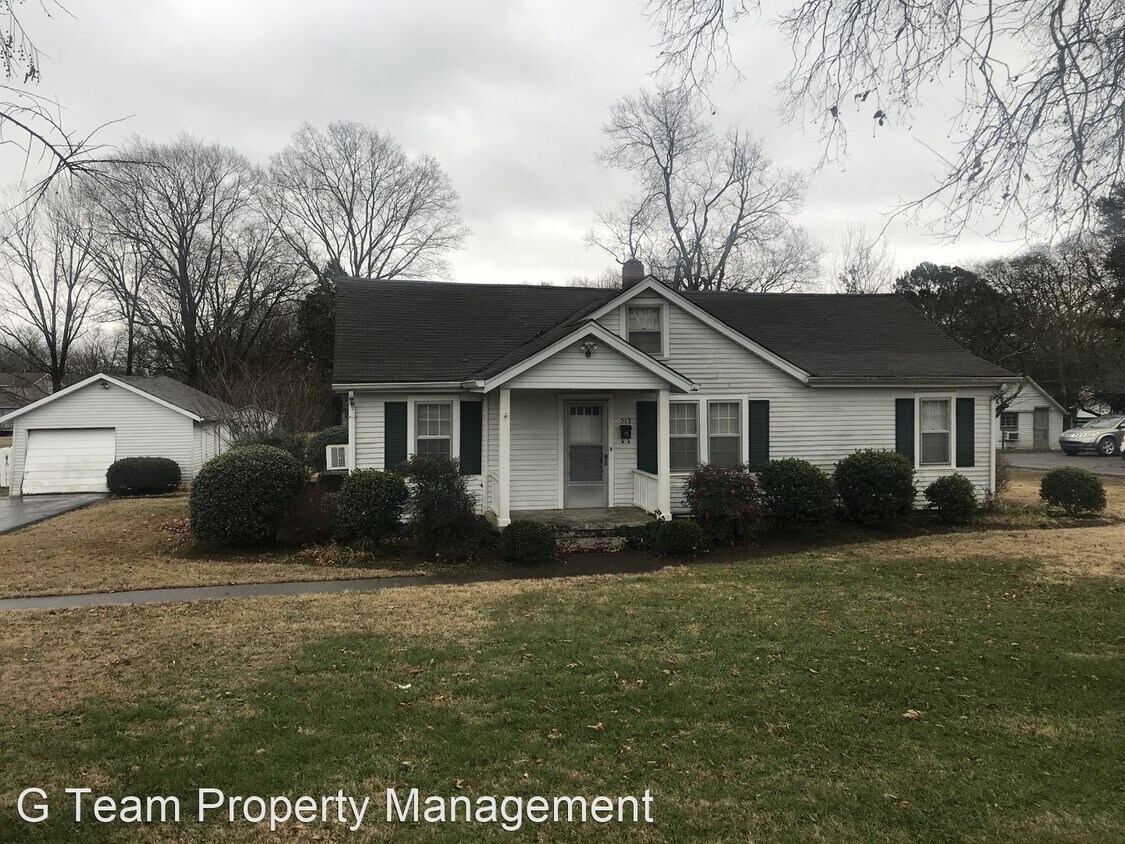 Foto principal - 513 Castle Heights Ave