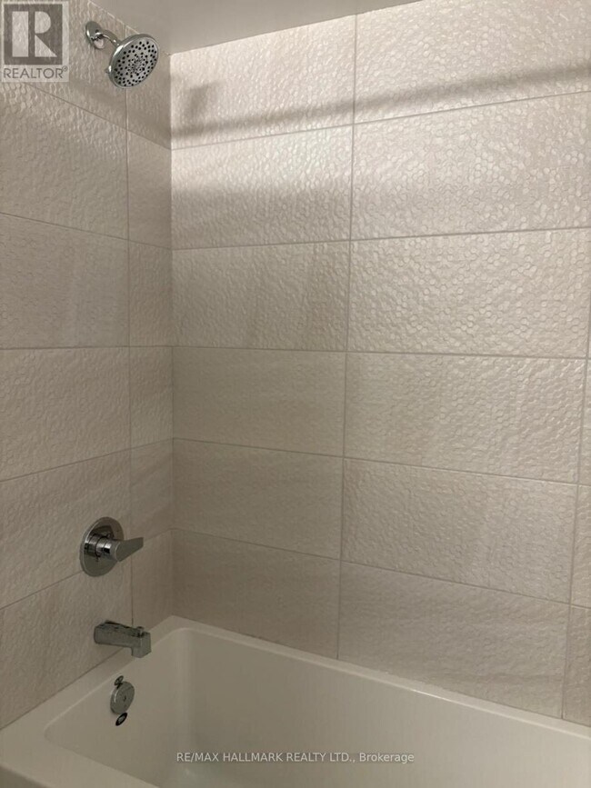 Photo du bâtiment - 9751 Markham Rd