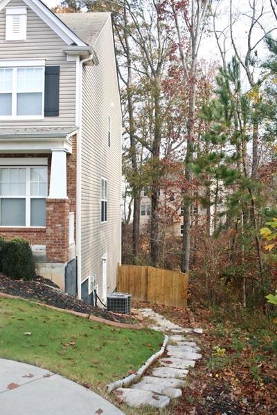 Foto del edificio - 2491 Fieldview Way